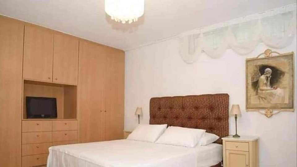 Stavros - Luxury Maisonette In Glyfada Atene Esterno foto